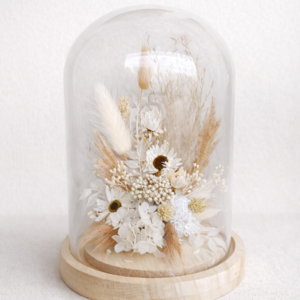 cloche en fleurs séchées