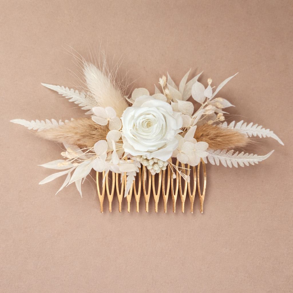 peigne en fleurs séchées pour mariage